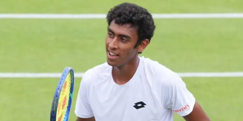 Wimbledon Juniors 2026: 36 साल बाद विंबलडन में गूंजा भारत का नाम! आखिर कौन हैं अर्णव पापरकर, जिन्होंने रच दिया इतिहास?