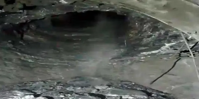 Chamoli Tunnel News : तपोवन-विष्णुगाड परियोजना की सुरंग में भूधंसाव से बनी ‘कैविटी’, पानी रिसा तो मचा हड़कंप; सभी श्रमिक बाहर निकाले