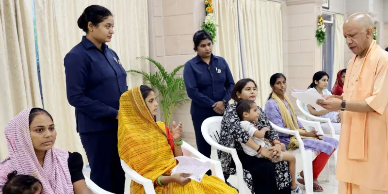 थैलेसीमिया पीड़ित बच्चे के इलाज के लिए CM योगी ने दिए मदद के निर्देश, बोले- धन की कमी नहीं होगी