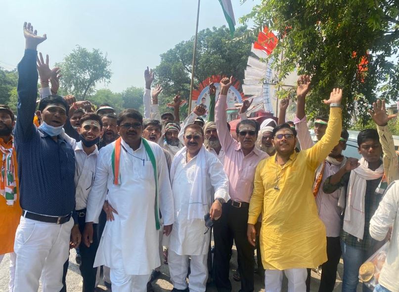 प्रियंका की रैली में शामिल हुई बरेली कांग्रेस की टीम