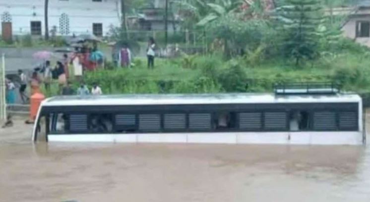 Kerala Floods: अमित शाह बोले- लोगों की हर संभव मदद करेंगे, स्थिति पर है नजर
