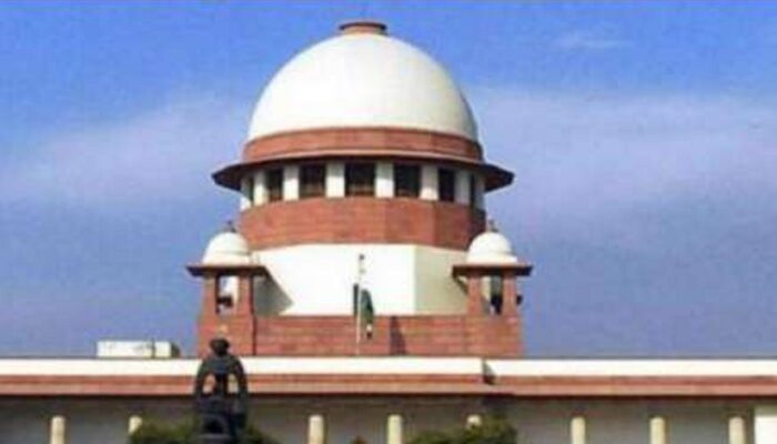 Delhi vs Center: सेवाओं के नियंत्रण पर खंडित फैसले से संबंधित याचिका पर पीठ गठित करेगा न्यायालय