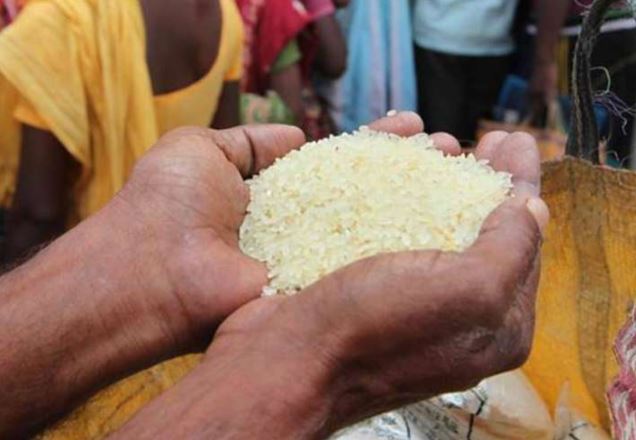 गरीबों को राहत: सरकार ने पांच किलो मुफ्त खाद्यान्न योजना को अगले साल मार्च तक बढ़ाया