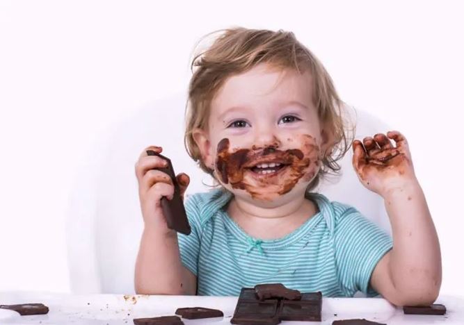 अगर आपके बच्चे भी खाते हैं ज्यादा चॉकलेट तो हो जाएं सावधान, हो सकते हैं ये नुकसान