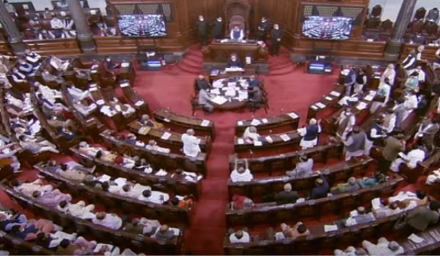 Parliament Winter Session: सदस्यों के निलंबन के मुद्दे पर विपक्षी दलों ने किया राज्यसभा से बहिर्गमन