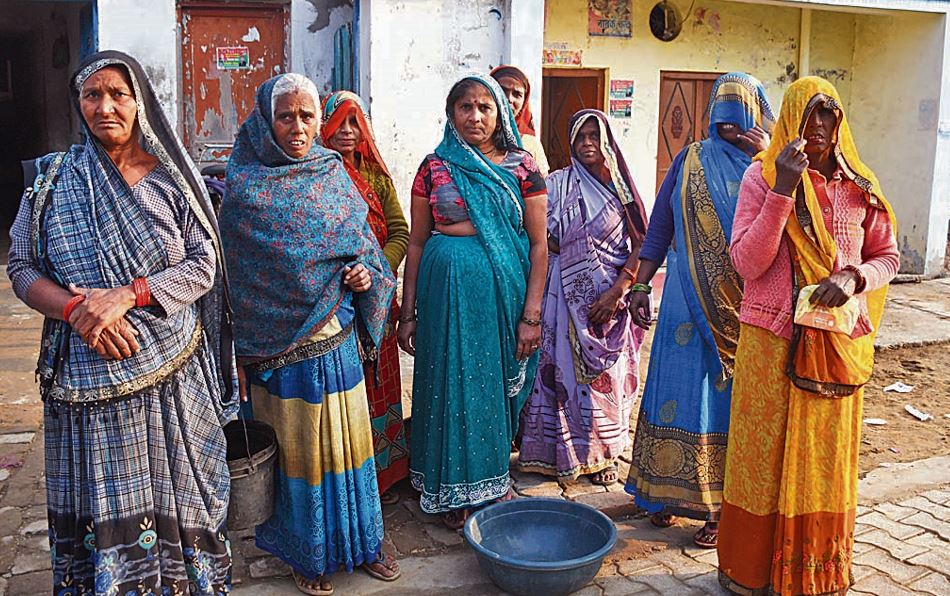 बरेली: सियासी मंचों तक ही सीमित रहते हैं महिला उत्थान के दावे
