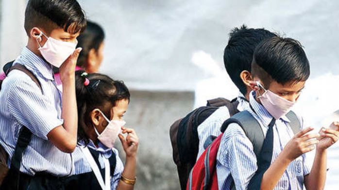 Delhi Pollution: अगले आदेश तक कल से बंद रहेंगे दिल्ली के स्कूल, SC की फटकार के बाद सरकार ने लिया फैसला