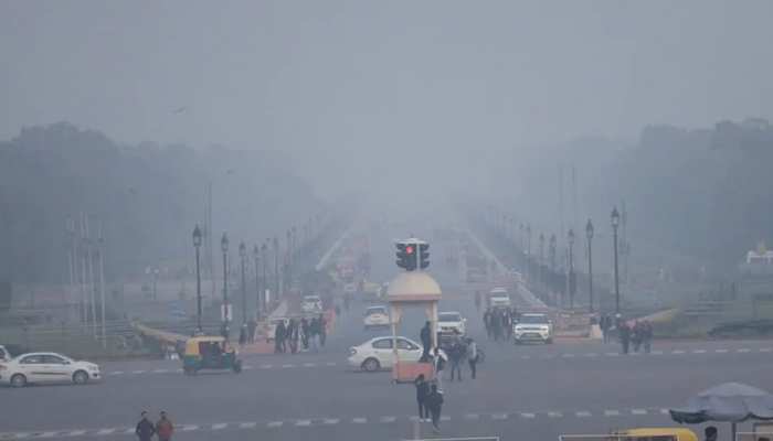 दिल्ली में न्यूनतम तापमान में मामूली वृद्धि, वायु गुणवत्ता में आ‍ई गिरावट