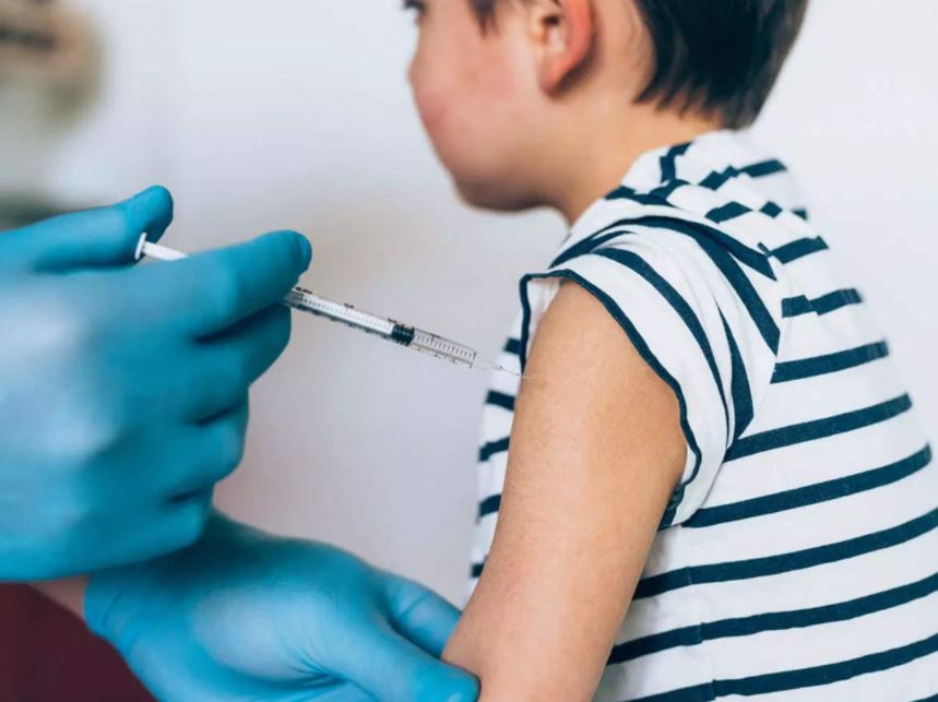 अब पांच साल से छोटे बच्चों को भी लगेगी वैक्सीन, फाइजर ने मांगी मंजूरी