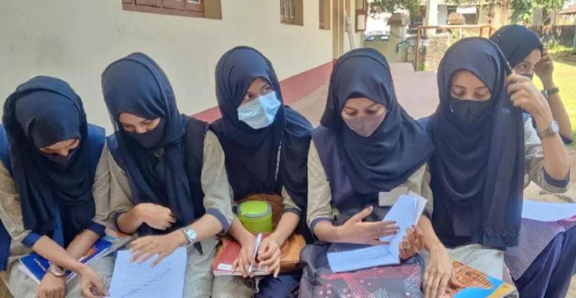 हिजाब विवाद: बिना हिजाब के कॉलेज नहीं जाएंगे, कानूनी रूप से लड़ेंगे- उडुपी की मुस्लिम छात्राएं