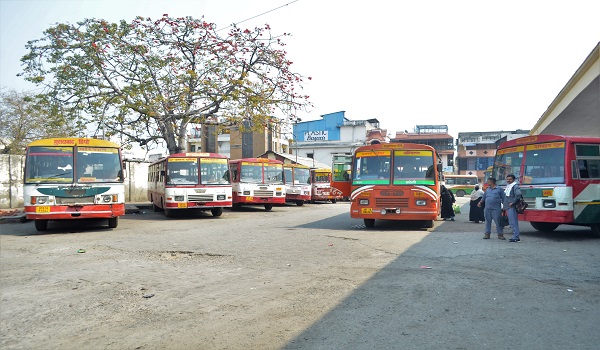 मुरादाबाद : डग्गामार की जगह निगम की बसों में पूरा होगा सफर, यात्रियों की सुविधा के लिए गठित की गई टीम