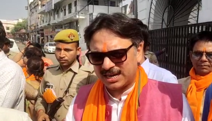 लखनऊ: विधायक राजेश्वर सिंह ने सपा के आरोपों को किया खारिज, कहा- वो पार्टी हमेशा गुंडागर्दी करती रही है
