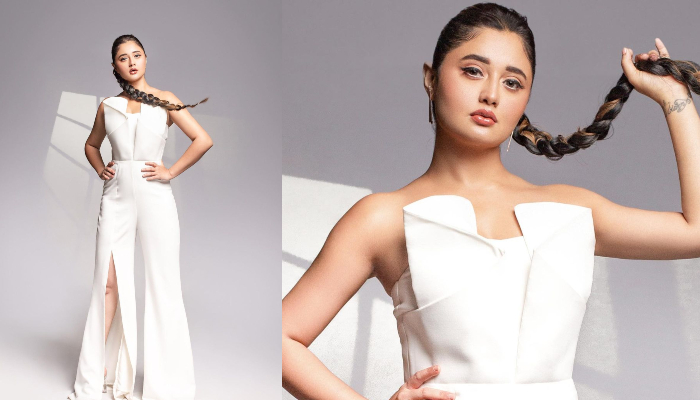 Rashami Desai ने White Dress में दिखाया गॉर्जियस लुक, फैंस कर रहे तारीफ, देखें PHOTOS