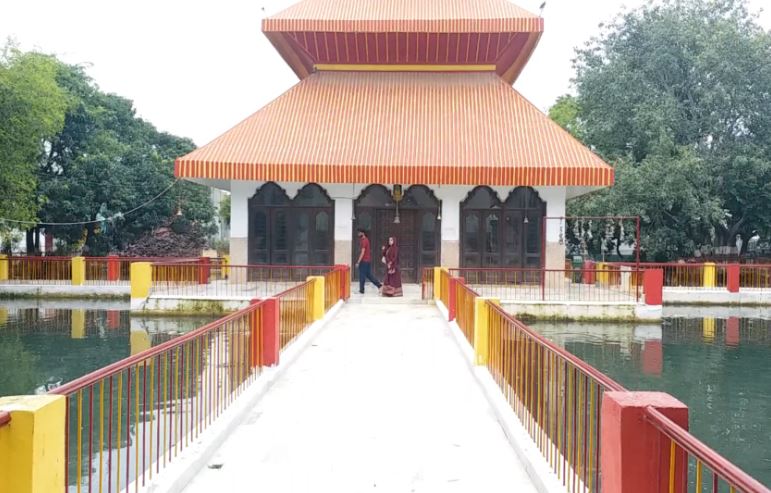 बरेली: पर्यटक स्थल बना पशुपतिनाथ मंदिर