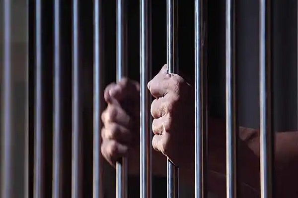 सिंगापुर में भारतीय मूल के व्यक्ति को मारपीट के मामले में 10 सप्ताह की जेल