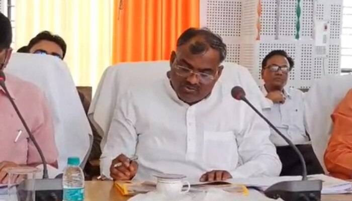 योगी के मंत्री ने सपा प्रमुख पर बोला हमला, कहा-अपराध के आंकड़ों से छेड़छाड़ कर जनता में भ्रम फैला रहे हैं अखिलेश