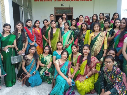 गोरखपुर : सीआरडीपीजी के बीएड विभाग में मना कजरी महोत्सव