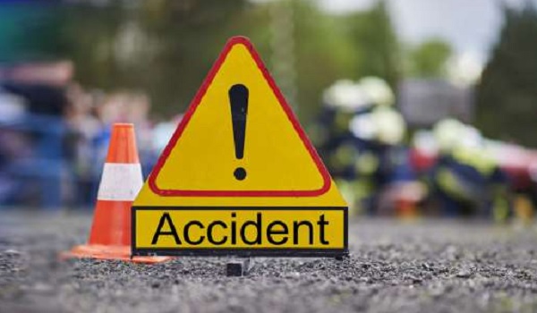 रामपुर : अज्ञात वाहन ने किशोरों को कुचला, तीन घायल