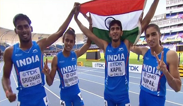 World U-20 Athletics : मिक्स्ड रिले में भारतीय टीम ने बनाया एशियाई रिकॉर्ड, जीता सिल्वर मेडल