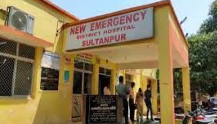 सुल्तानपुर: सड़क हादसे में कांग्रेसी नेता समेत दो घायल, जिला अस्पताल रेफर