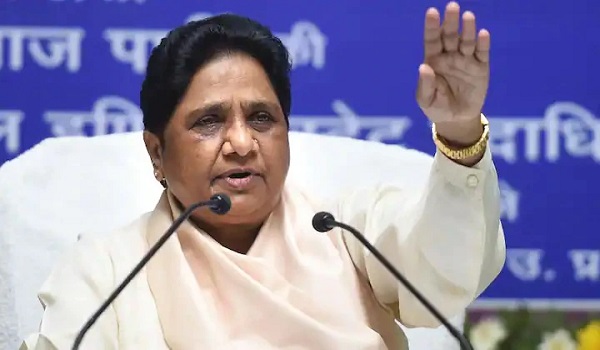 BSP से निष्कासित हुए आकाश आनंद के ससुर, अशोक सिद्धार्थ पर लगा अनुशासनहीनता का आरोप BSP से निष्कासित हुए आकाश आनंद के ससुर, अशोक सिद्धार्थ पर लगा अनुशासनहीनता का आरोप