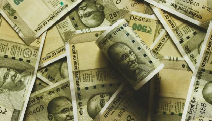 HDFC: सेल्स मैनेजर ने उड़ाए 17.47 लाख, पीड़ित व्यापारी पहुंचा एसपी के पास HDFC: सेल्स मैनेजर ने उड़ाए 17.47 लाख, पीड़ित व्यापारी पहुंचा एसपी के पास