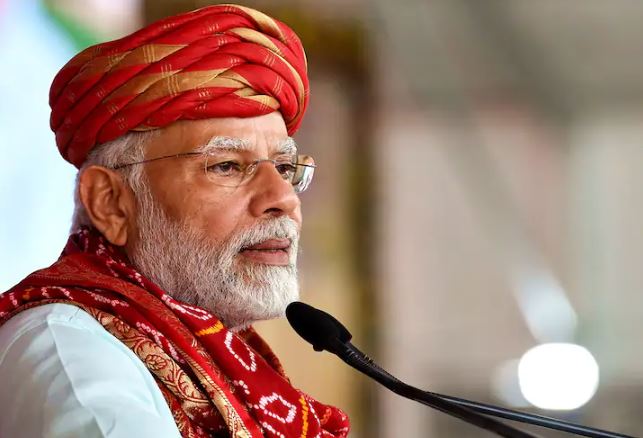 ‘प्रकाश पर्व जीवन में खुशियां लेकर आए,’ राष्ट्रपति, प्रधानमंत्री मोदी ने दिवाली की दीं शुभकामनाएं