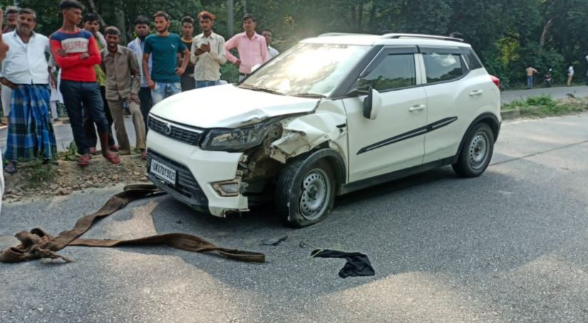 शाहजहांपुर: कार की चपेट में आकर बाइक सवार महिला की मौत, पति घायल