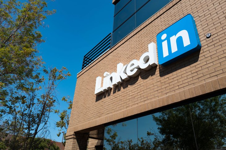 फेक प्रोफाइल्स पर Linkedin का बड़ा एक्शन, 6 लाख से ज्यादा खातों को अपने प्लेटफॉर्म से हटाया