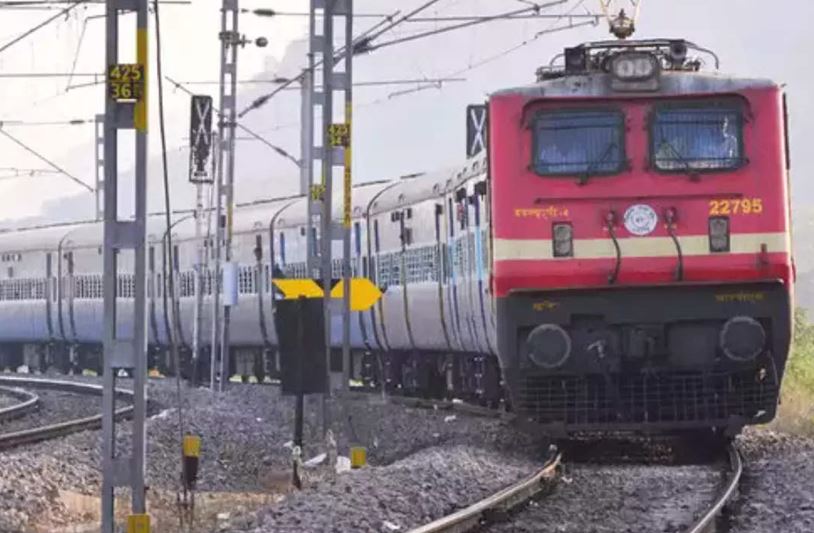बिहार सरकार ने छठ के मद्देनजर विशेष ट्रेनों की संख्या बढ़ाने का किया अनुरोध