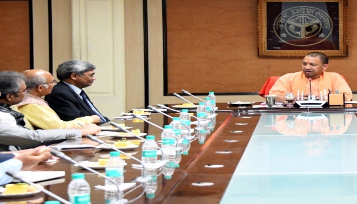 लखनऊ: कई देशों के भारतीय राजदूत संग सीएम योगी ने की बैठक, यूपी में निवेश के बढ़ेंगे अवसर