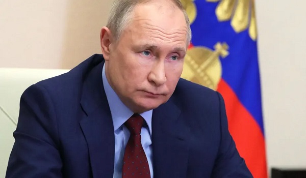 Russia Ukraine War : पश्चिमी देशों पर भड़के राष्ट्रपति पुतिन, कहा- रूस को भारत की तरह लूटना चाहते हैं