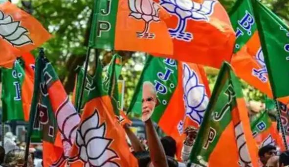 हिमाचल प्रदेश में चुनाव से पहले BJP ने उपाध्यक्ष राम सिंह को पार्टी से निष्काषित किया