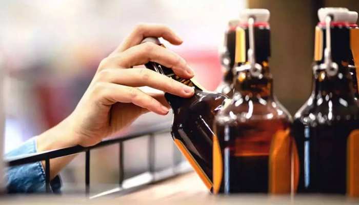 आपत्तियों के बाद कर्नाटक सरकार का फैसला, शराब खरीदने की न्यूनतम उम्र 21 साल ही रहेगी 