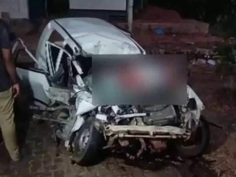 केरल : लॉरी से कार की टक्कर के बाद 5 युवकों की मौत