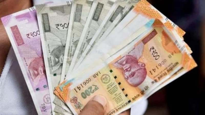 बरेली : 40 हजार रुपए का लिया कर्ज, दे चुका 70 हजार, फिर भी आरोपी कर रहे परेशान