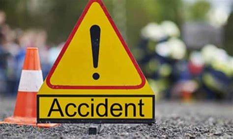 Road Accident in Tehri: टिहरी में दर्दनाक सड़क हादसा, खाई में गिरी कार, तीन लोंगो की मौत  