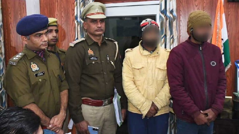 रामपुर : तीन साल पूर्व अवैध संबंधों में हुई हत्या में दो आरोपी गिरफ्तार