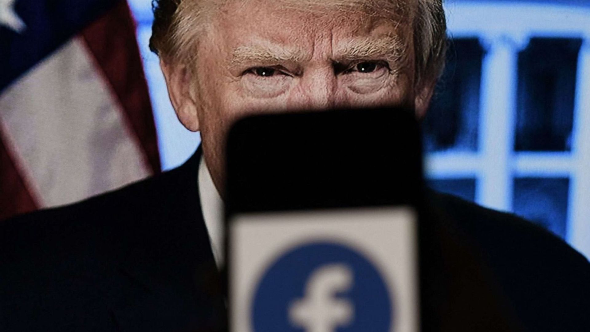 Facebook दो साल बाद अमेरिका के पूर्व राष्ट्रपति डोनाल्ड ट्रंप का अकाउंट करेगा बहाल
