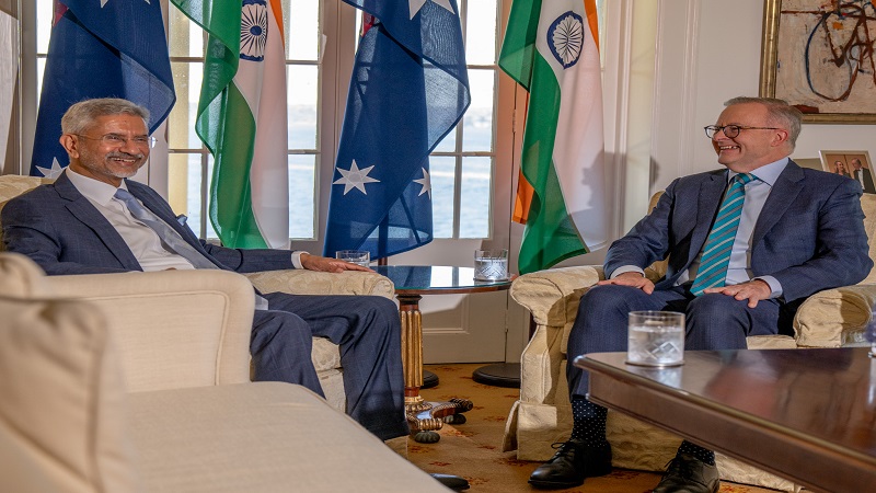 S. Jaishankar Visit Australia: जयशंकर ने ऑस्ट्रेलिया के प्रधानमंत्री के साथ बैठक में की द्विपक्षीय रणनीतिक संबंधों पर चर्चा