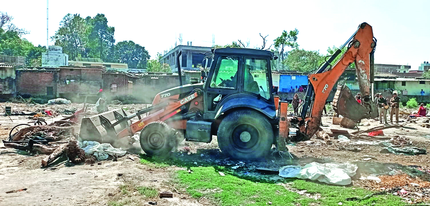 रुद्रपुर: जी-20 की तैयारियों को लेकर अतिक्रमणकारियों पर चला प्रशासन का डंडा