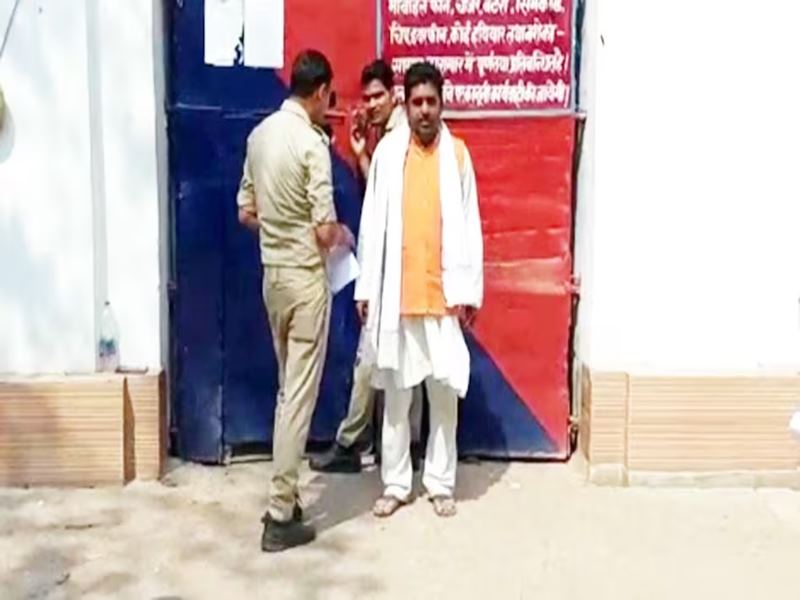 हरदोई: भाजपा के टिकट पर चुनाव लड़ चुके शैलेन्द्र सिंह भवानी को पुलिस ने किया गिरफ्तार, जानें मामला