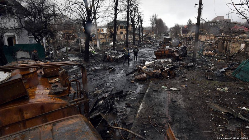 Russia Ukraine War: यूक्रेन ने बुचा की आज़ादी का एक वर्ष पूरा होने पर मनाया जश्न, रूस ने नए सिरे से की बमबारी