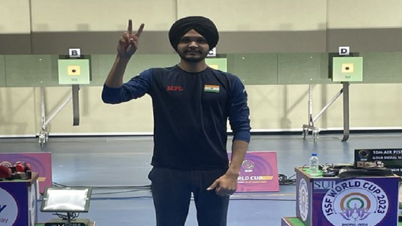 Pistol-Rifle World Cup: सरबजोत सिंह ने जीता स्वर्ण पदक, भारत ने पदकों में खाता खोला 