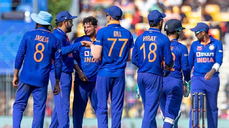 IND vs AUS 3rd ODI: ऑस्ट्रेलिया ने भारत को दिया 270 रनों का लक्ष्य, हार्दिक पांड्या -कुलदीप यादव गेंदबाजी में चमके 