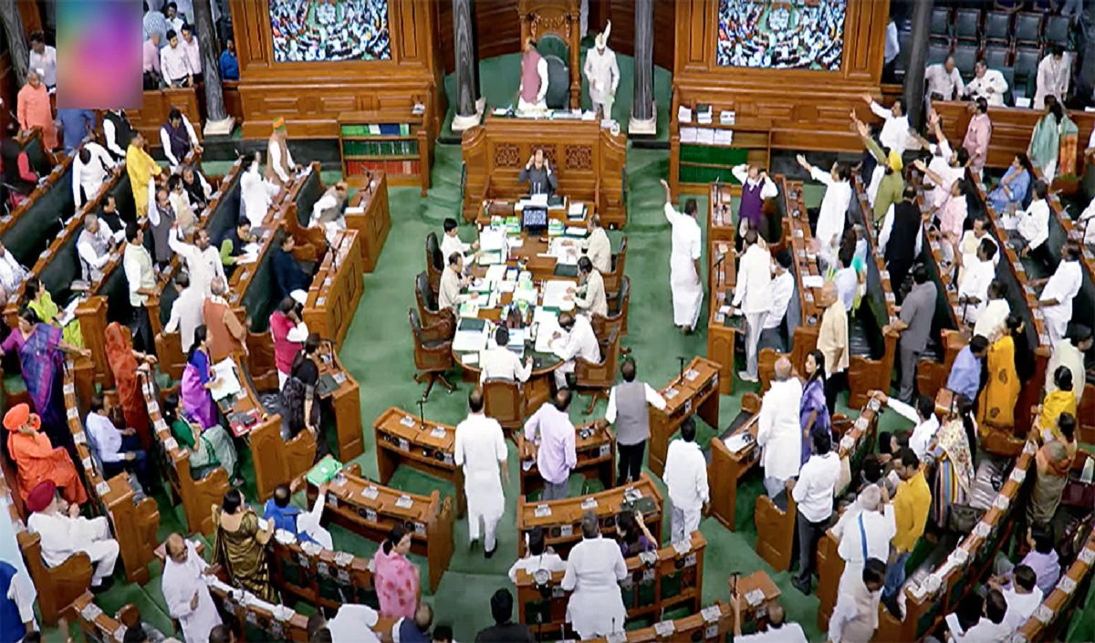 संसद में जारी रहा गतिरोध : विपक्ष JPC के गठन और सत्ता पक्ष अड़ा राहुल गांधी से माफी मंगवाने पर 