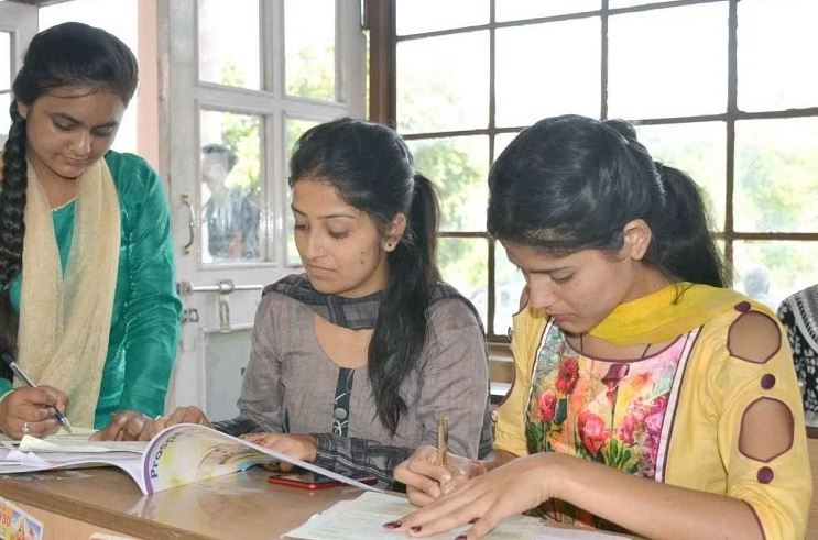 हिमाचल में NEP लागू करने के लिए कॉलेजों में 500 प्रोफेसर की नियुक्ति की आवश्यकता : प्रतिनिधिमंडल