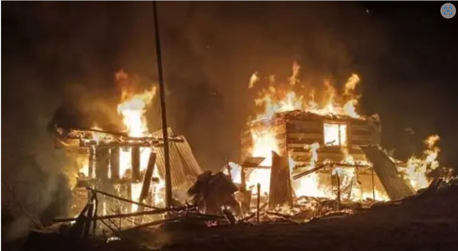 उत्तरकाशी: मोरी ब्लॉक के तीन घर आग की चपेट में आकर राख हुए 