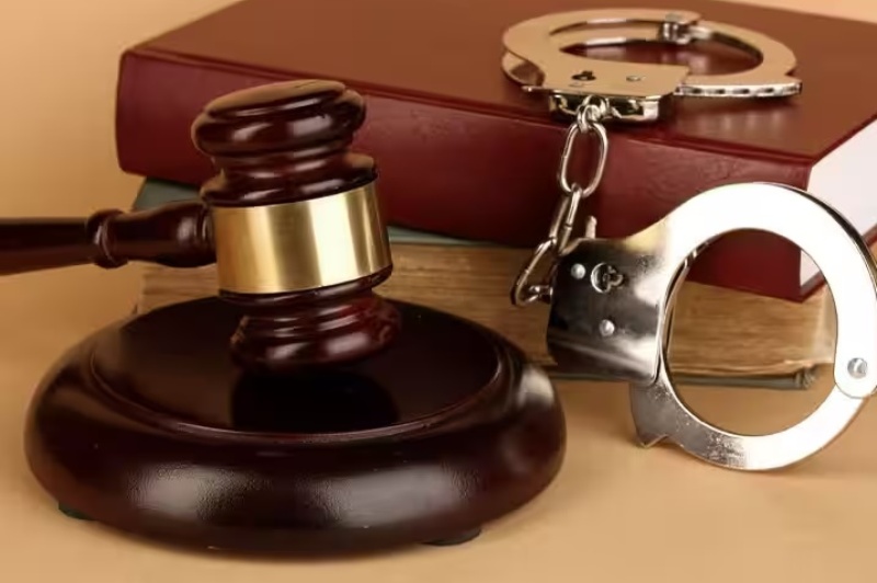 गोंडा : हत्या के मामले में तीन सगे भाइयों समेत चार को आजीवन कारावास