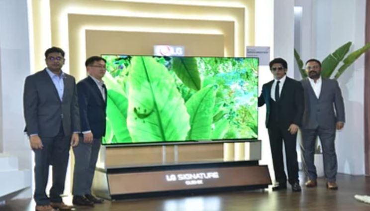 LG ने लॉन्च किया 75 लाख का रोलेबल TV